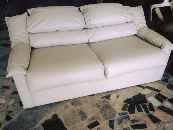 Reforma de sofa em couro